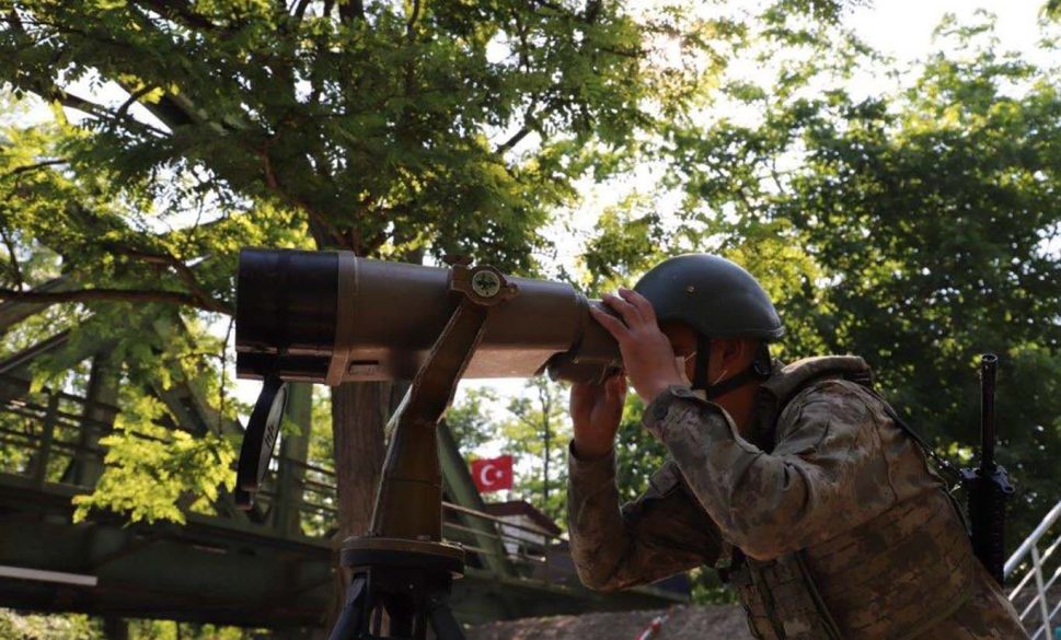 türkiye’ye girmeye çalışan 2 pkk elemanı yakalandı