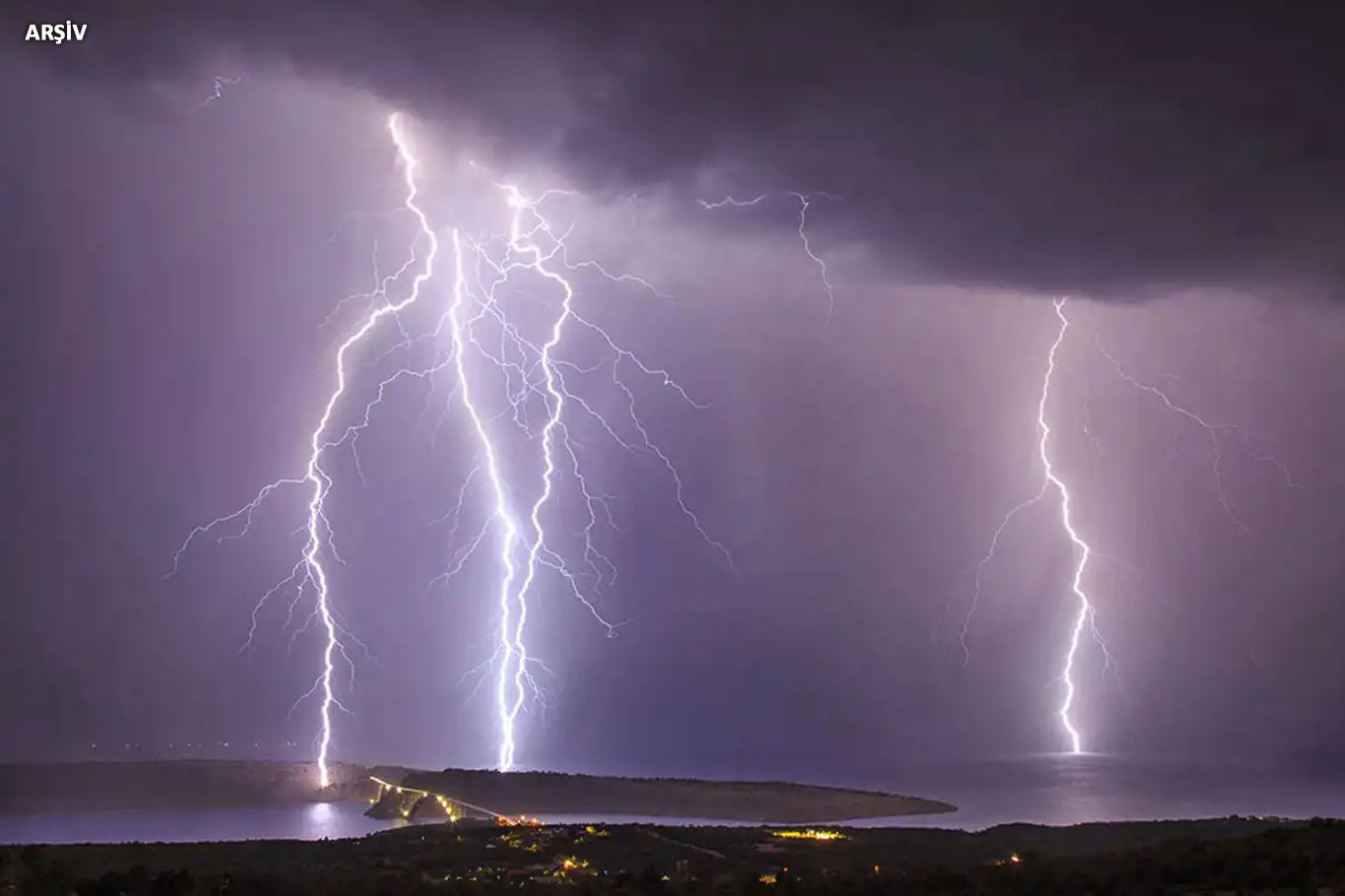 Çanakkale’nin Nara Burnu’na düşen