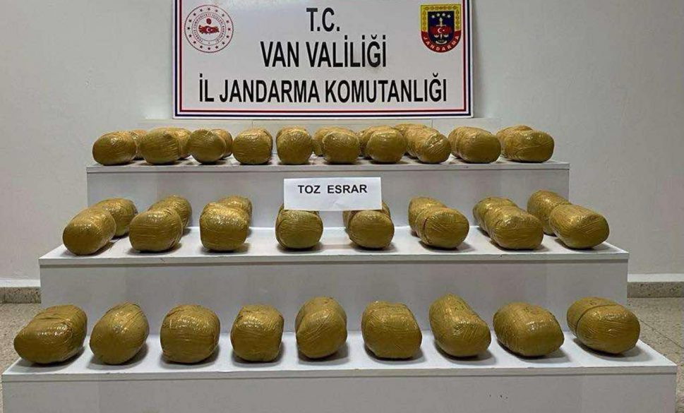 51 kilogram esrar ele geçirildi