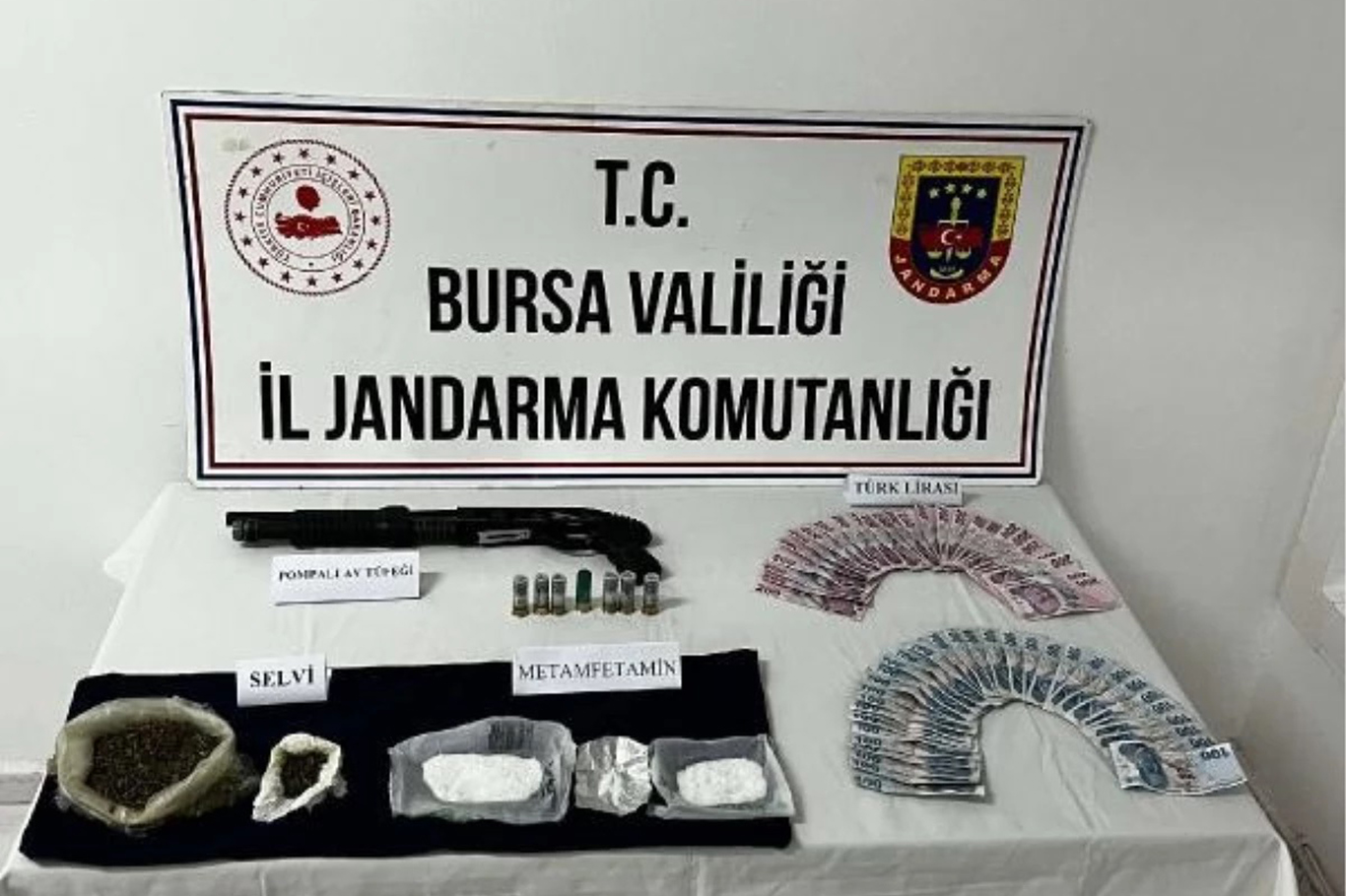 Bursa’da jandarma ekiplerinin düzenlediği