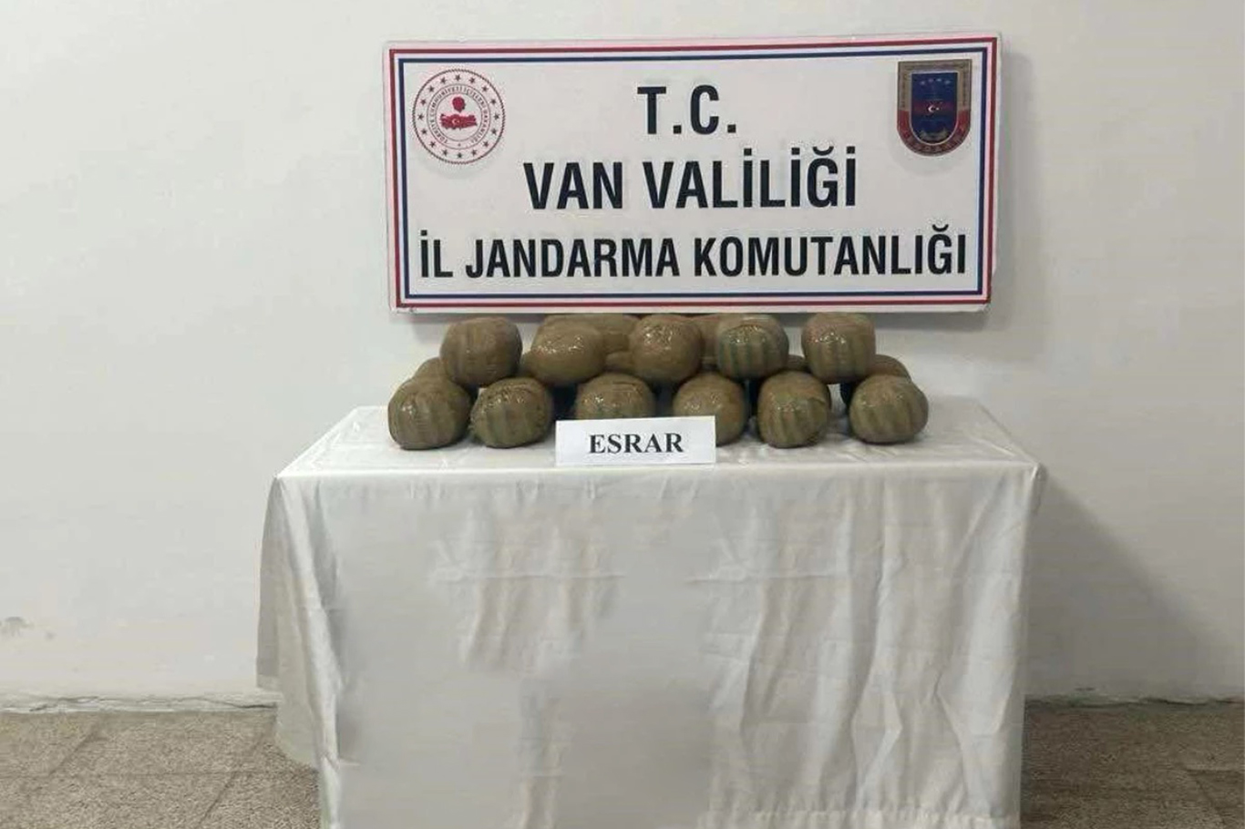 Van’da yapılan uyuşturucu operasyonunda,