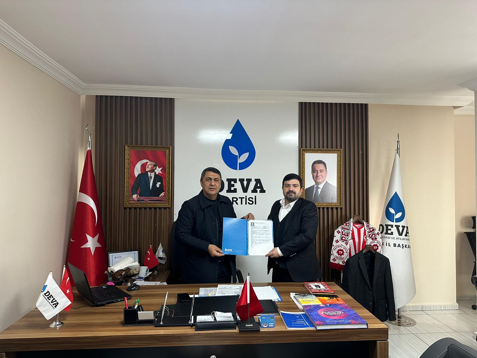 Dr. Ferhat Çıra, Deva