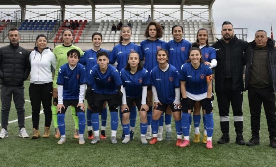 Sultanlar Erzincan’a acımadı 9-0