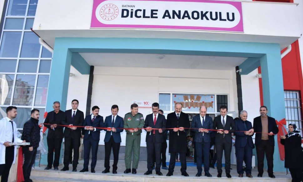 anaokulu düzenlenen törenle açıldı