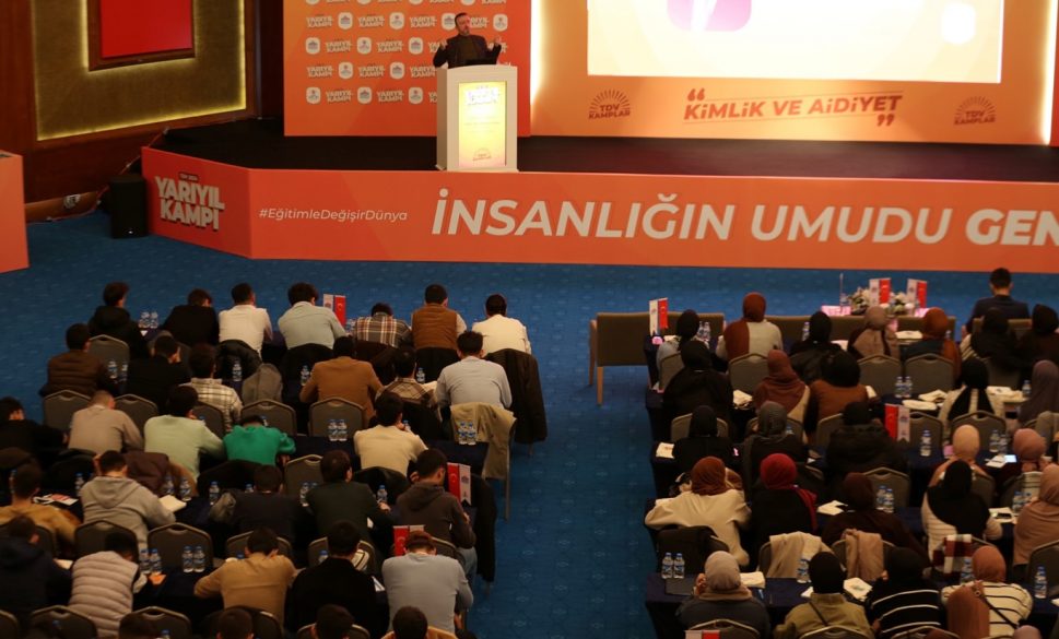 tdv yarıyıl kampları 20 ilde 1824 öğrencinin katılımıyla gerçekleşti