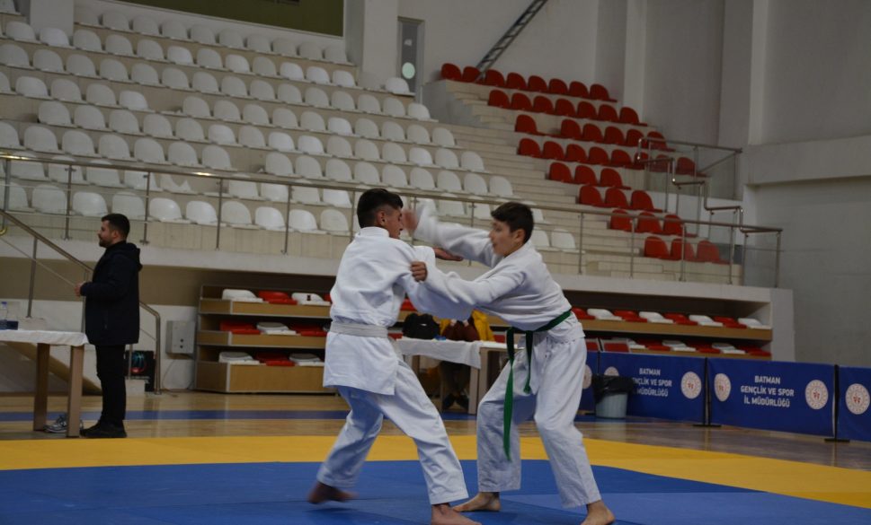 judo grup şampi̇yonasi sona erdi̇