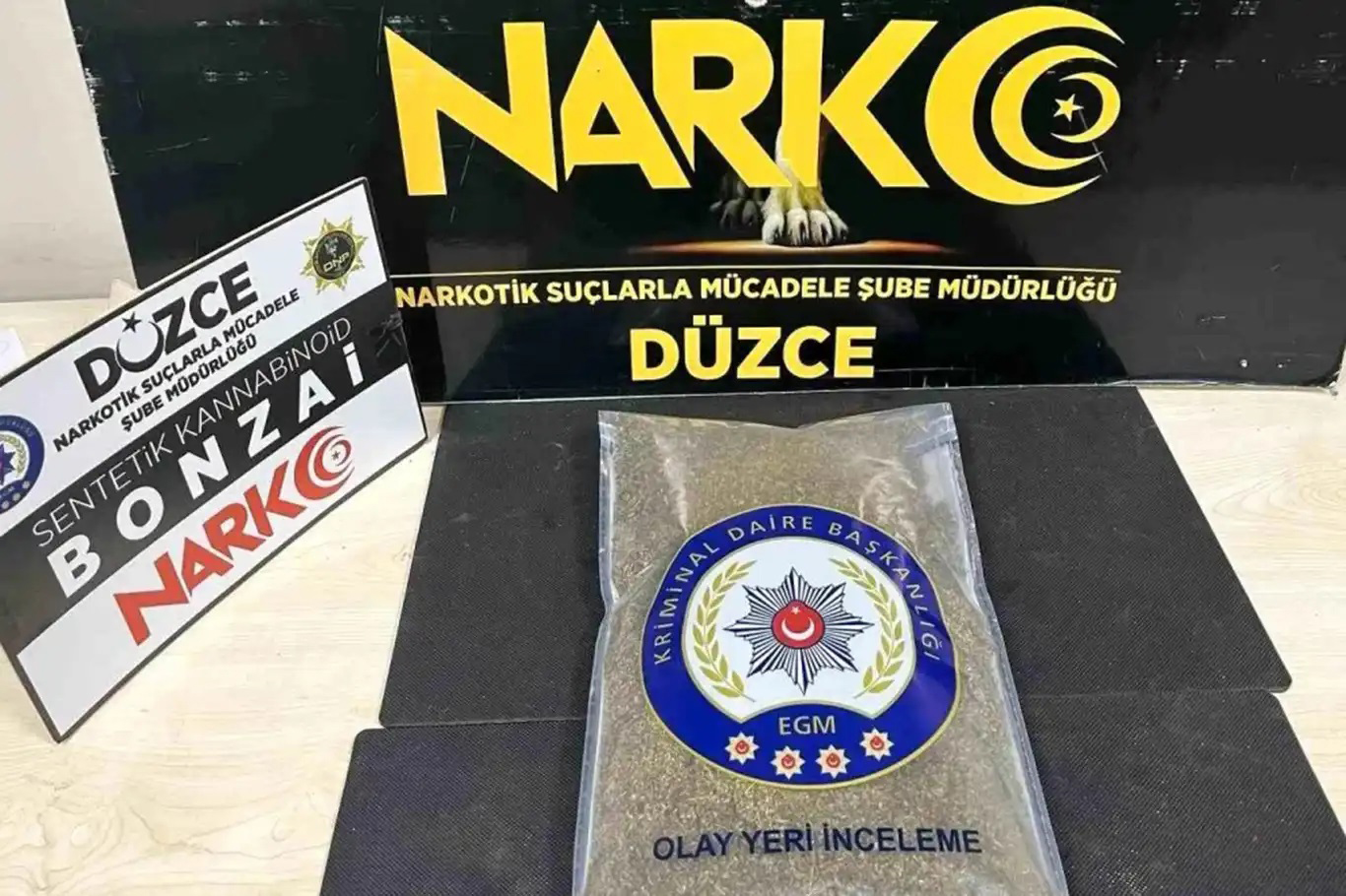 Düzce’de düzenlenen uyuşturucu operasyonunda,