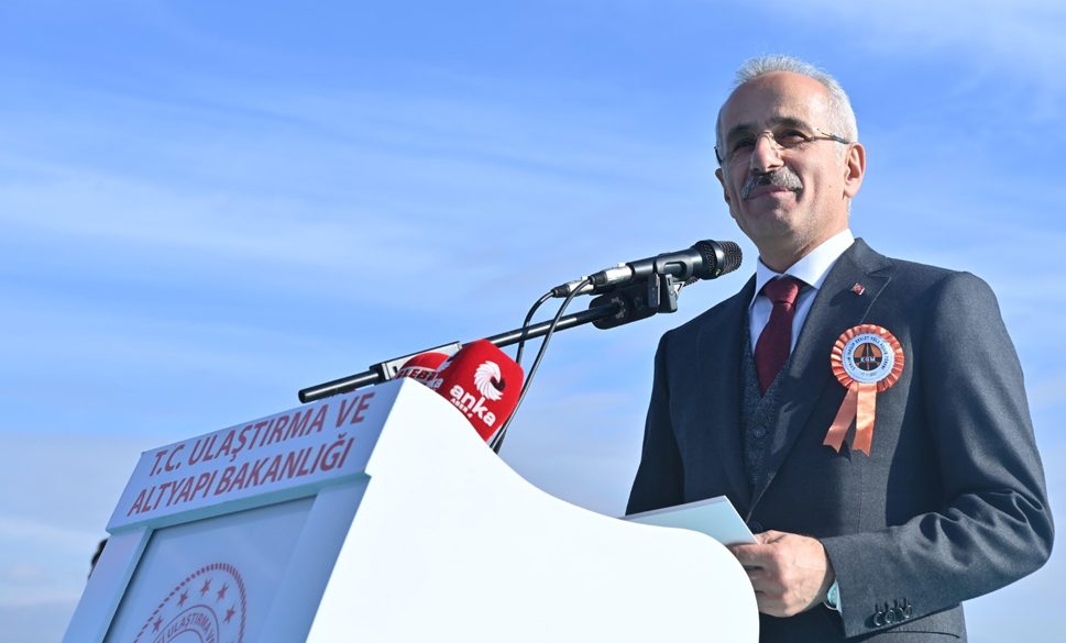 Uraloğlu, Karayolları Trafik Hacim İstatistiklerini Açıkladı