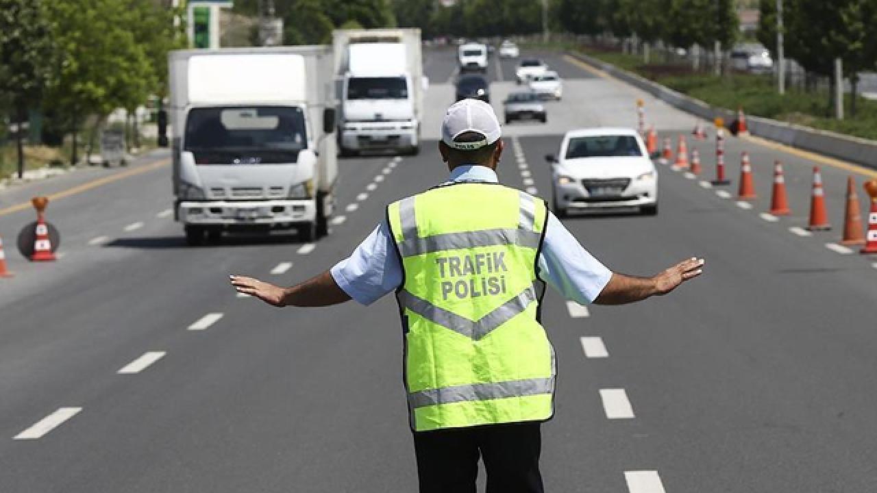 Adana’da gerçekleştirilen trafik denetiminde 324 araca