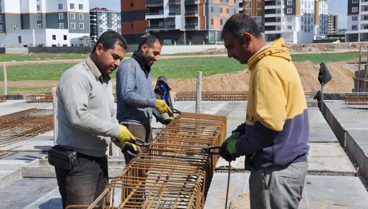 ücretli çalışan sayısı yıllık arttı