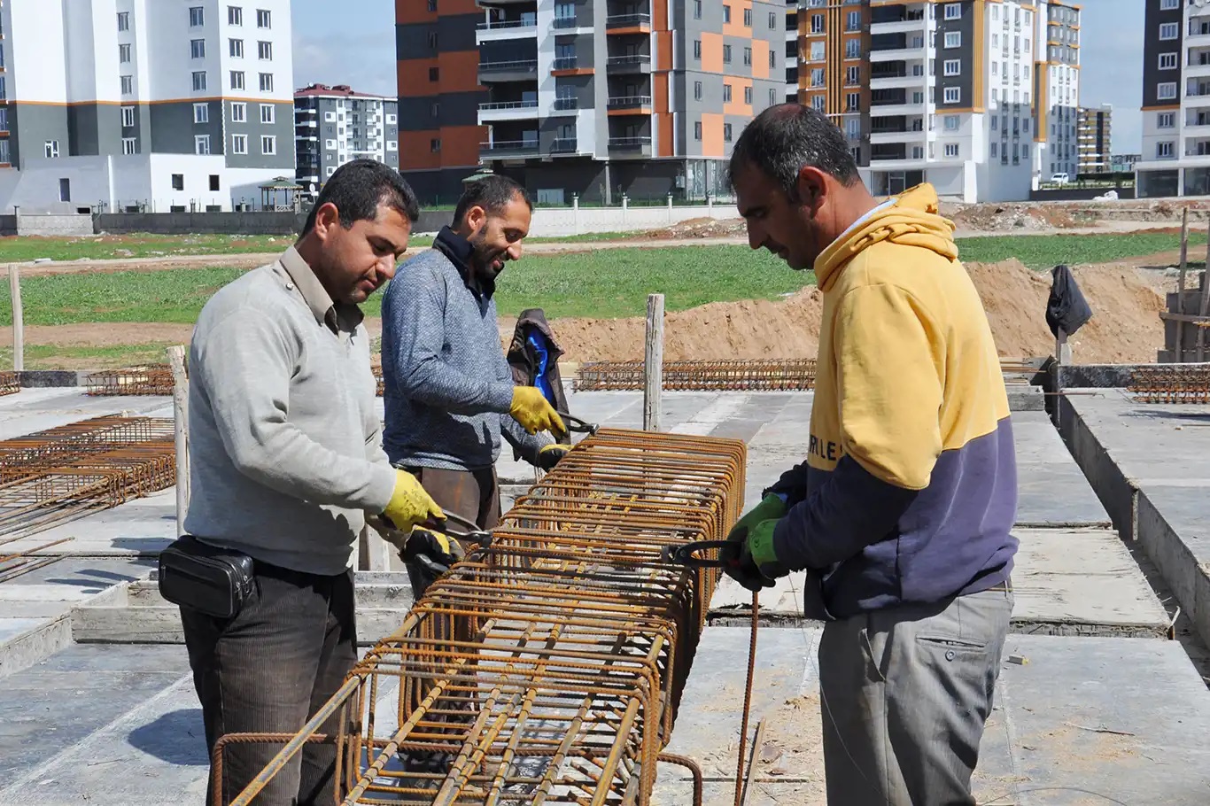 Sanayi, inşaat ve ticaret-hizmet