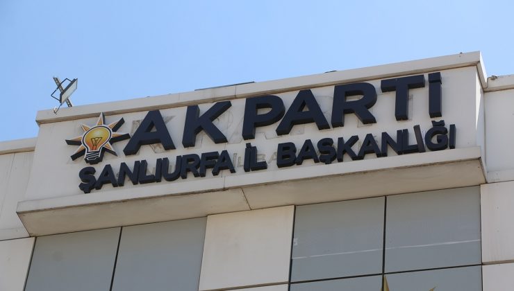 ak parti’den 3 ilçe başkanı görevlerinden ayrıldı