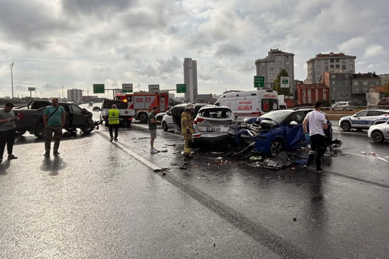 İstanbul’da TEM Otoyolu’nda 8