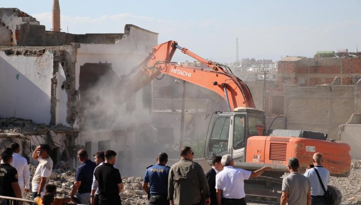 siirt merkezde kentsel dönüşüm yıkım çalışmaları başladı