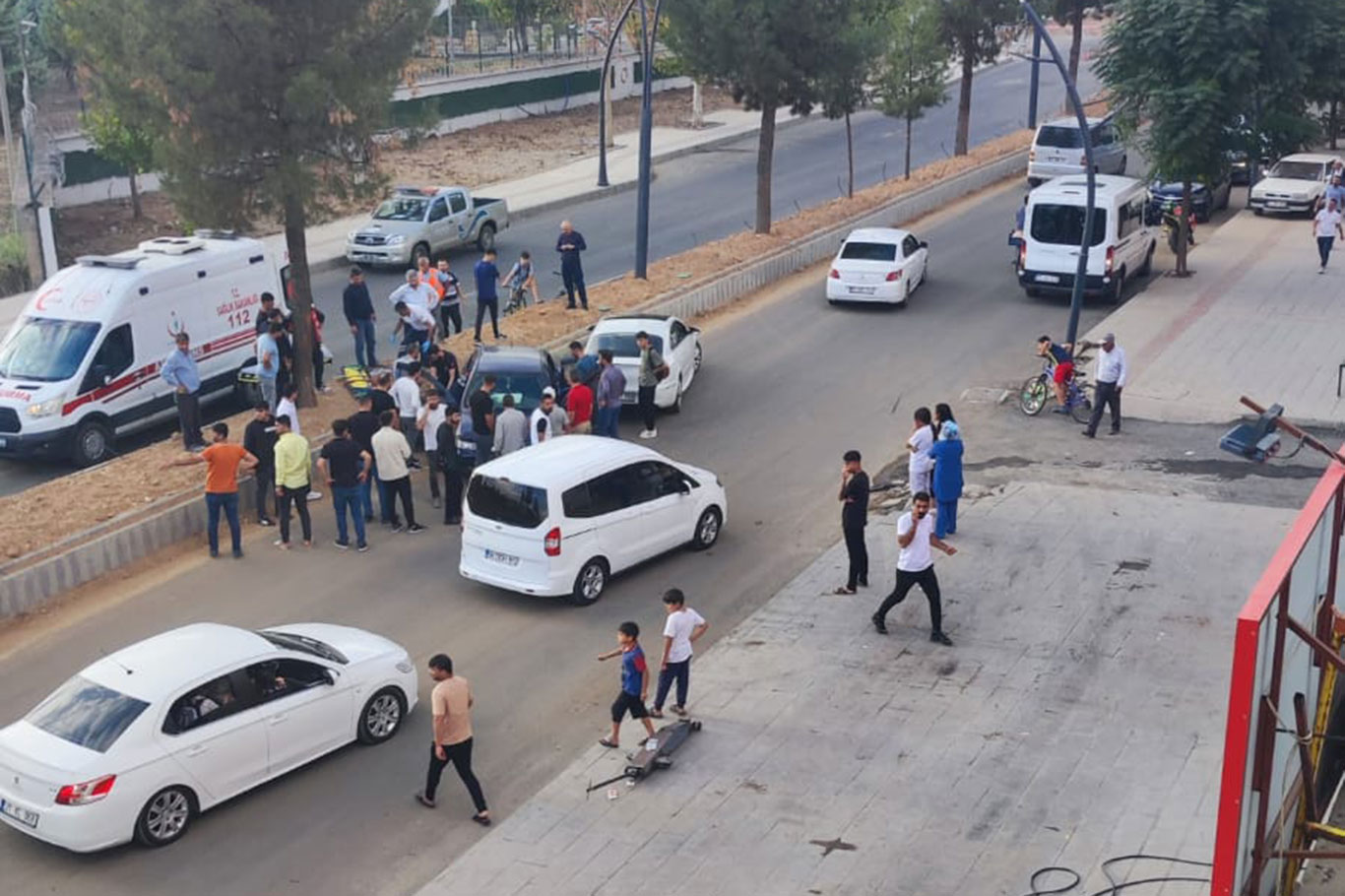 Batman’da iki otomobilin çarpışması