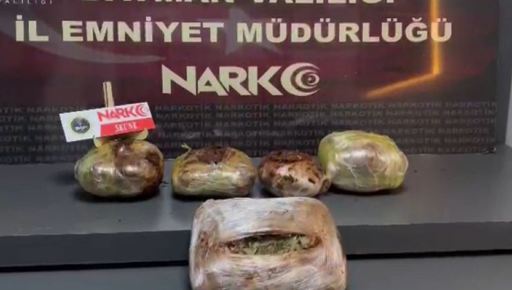 kaçan araçta 8 kilo uyuşturucu ele geçirildi