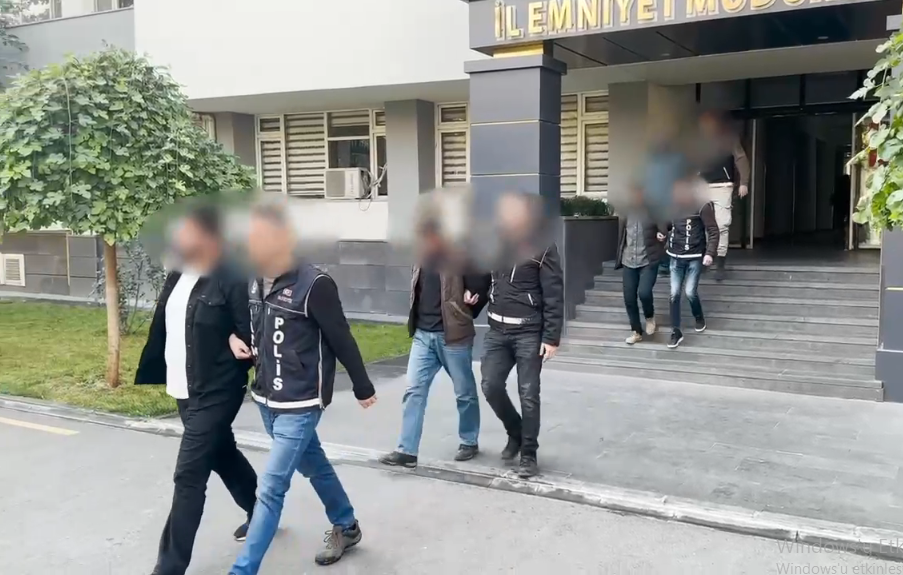 Batman’da polisin dur ihtarına