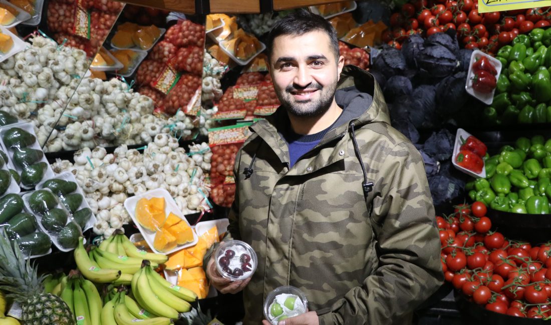 Yaz meyvesi erik ve kirazın fiyatı, çeyrek altını geçti